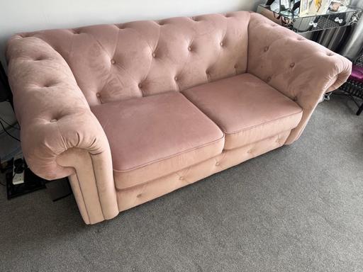 Buy & Sell Watford Town Centre Watford - Photos for Pink sofa bed