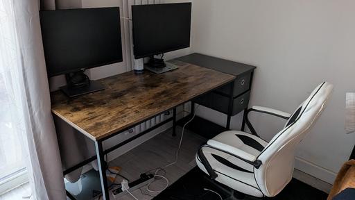 Buy & Sell Rochester Medway - Kent - Photos for Desk + free pc screens with chair