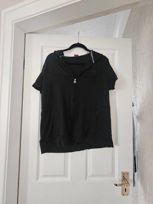 Buy & Sell Newton Doncaster - Photos for Ladies L A gear zip up top, size 16
