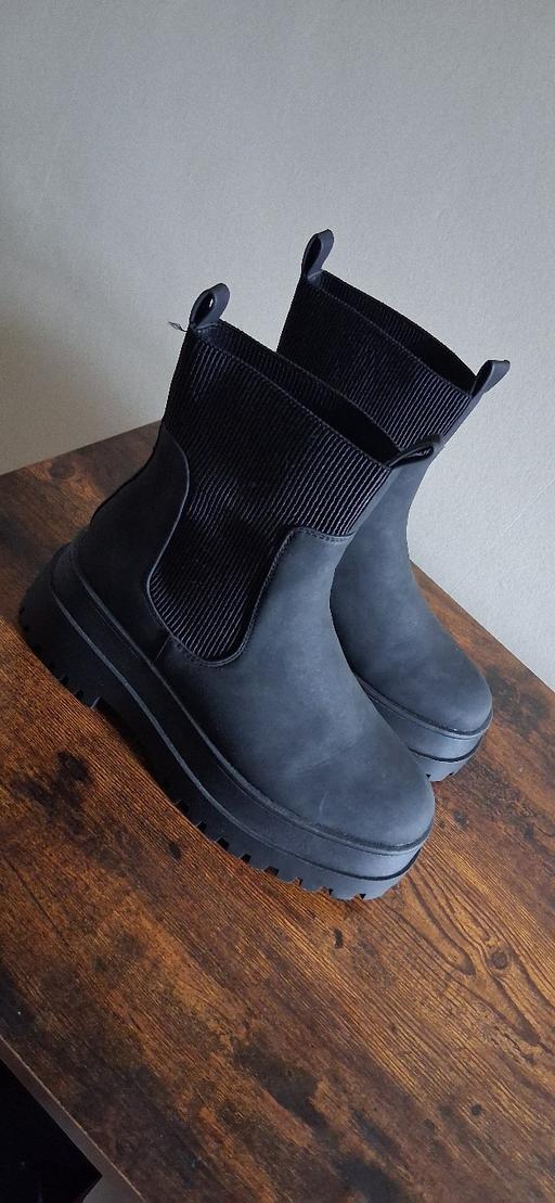 Buy & Sell Charnwood Leicestershire - Photos for Boohoo boots