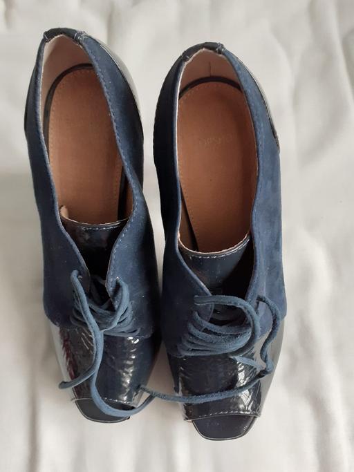 Buy & Sell Rowley Village Sandwell - Photos for shoes
