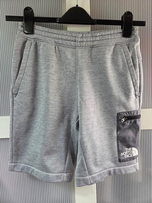 Buy & Sell Halton Brook Halton - Photos for XL boys UNDER ARMOUR shorts