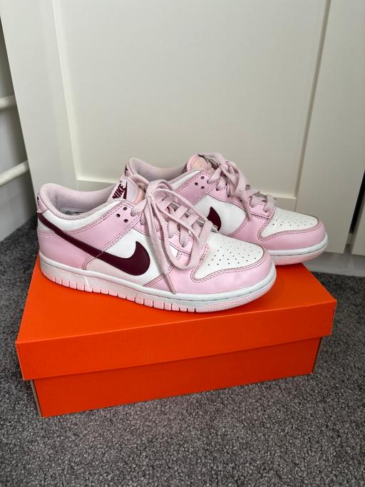 Buy & Sell Edgbaston Birmingham - Photos for NIKE junior size 4 pink dunks