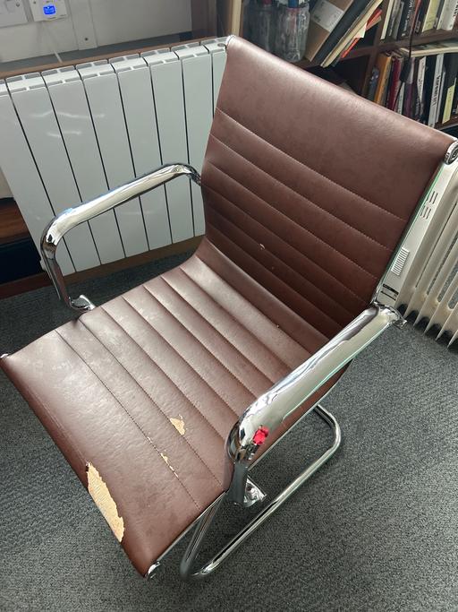 Buy & Sell Chiswick West London - Photos for Vintage chair