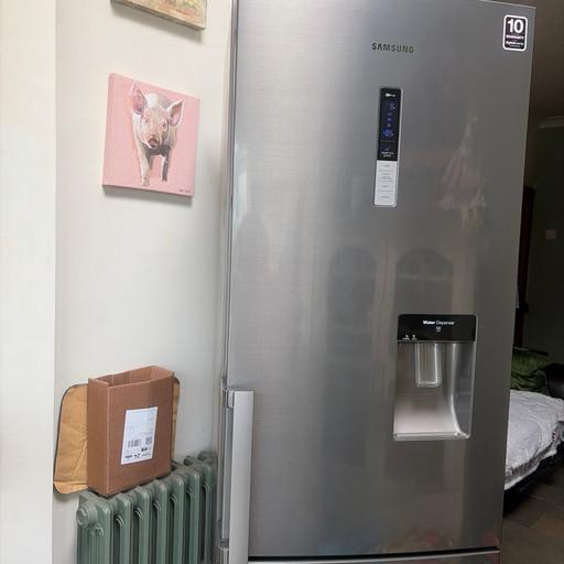 Buy & Sell Ettingshall Park Wolverhampton - Photos for Fridge freezer Samsung water dispenser