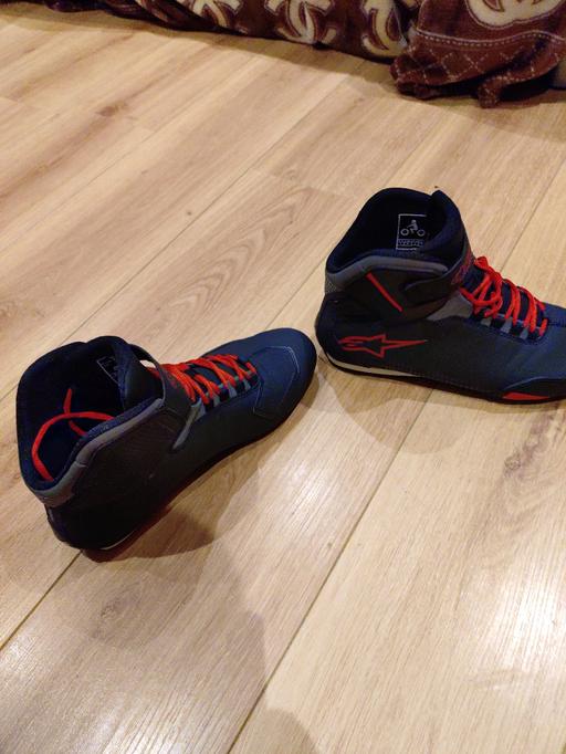 Vehicles Woodsetton Dudley - Photos for alpinestars boots