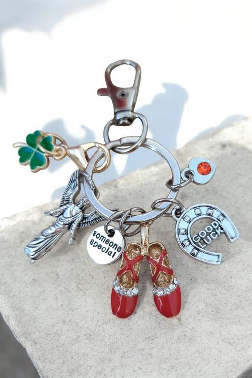 Buy & Sell Newtown Blaenau Gwent - Photos for Bundle 5 mix girls fashion keyrings new