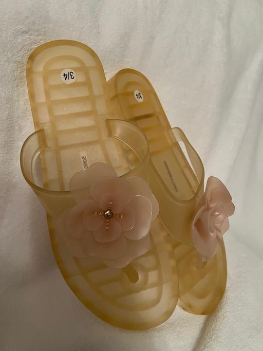 Buy & Sell Easington Lane Sunderland - Photos for Womens Jelly Sandles ( New )