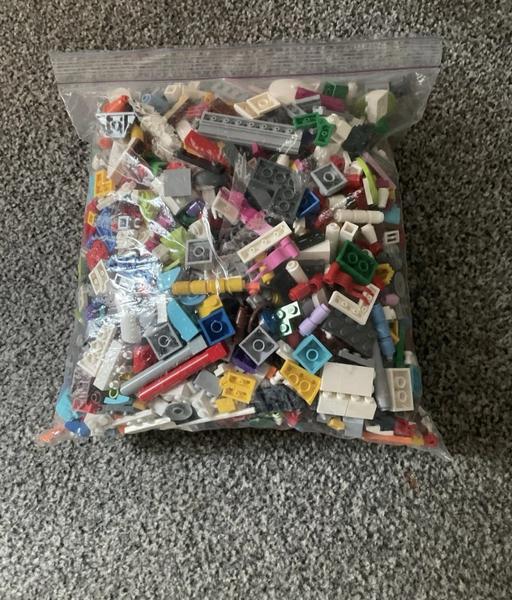 Buy & Sell Yew Tree Estate Sandwell - Photos for mixed bag of lego
