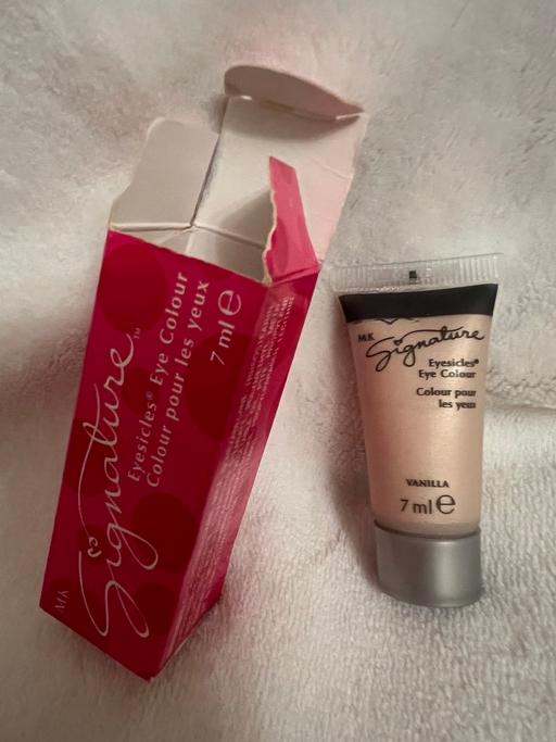 Buy & Sell Hetton-Le-Hole Sunderland - Photos for Creamy Eyeshadow ( New )