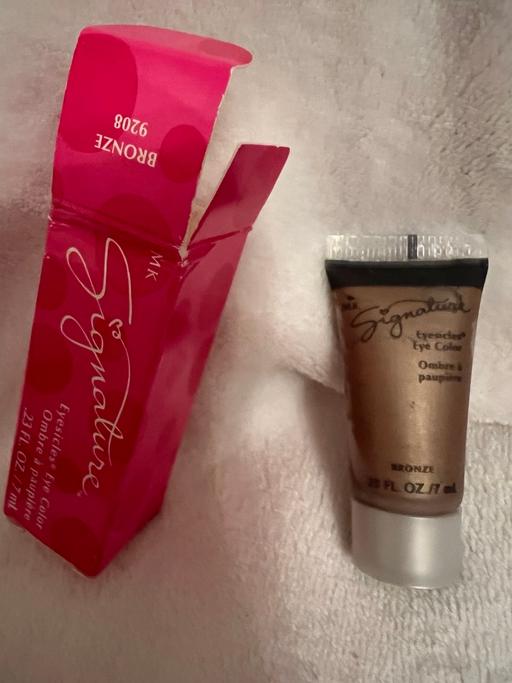 Buy & Sell Easington Lane Sunderland - Photos for Creamy Eyeshadow ( New )