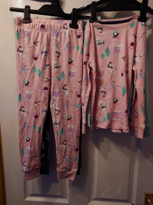 Buy & Sell Woodthorpe Charnwood - Photos for Girls 2 pairs of pyjamas size 6-7 years