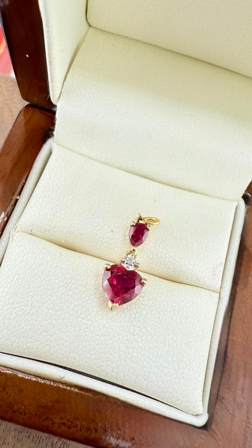 Buy & Sell Harrow on the Hill North West London - Photos for Fine 9ct Gold Ruby and Diamond Heart Pendant