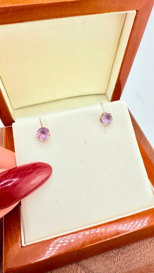 Buy & Sell Harrow on the Hill North West London - Photos for Fine 9ct Gold Amethyst Stud Earrings