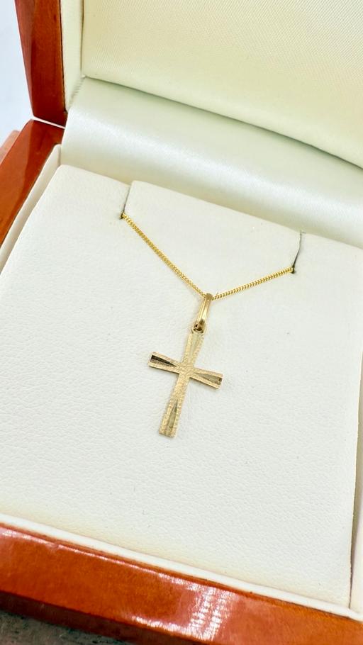 Buy & Sell Harrow on the Hill North West London - Photos for Fine 9ct Yellow Gold Cross Pendant and Chain