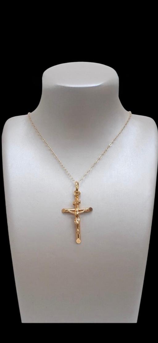 Buy & Sell Harrow on the Hill North West London - Photos for Fine 9ct Gold Crucifix Pendant on 9ct Chain