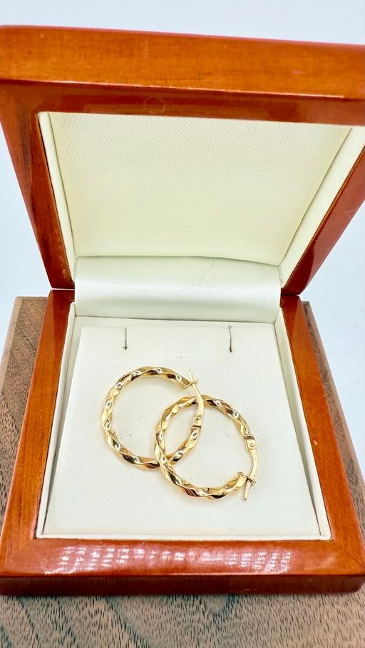 Buy & Sell Harrow on the Hill North West London - Photos for Fine 9ct Gold Twisted Hoop Earrings