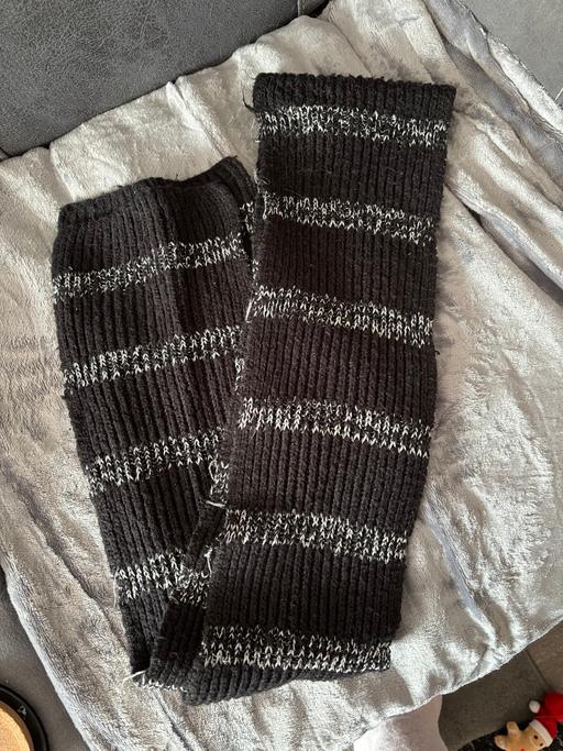 Buy & Sell Golds Hill Sandwell - Photos for Womens scarves