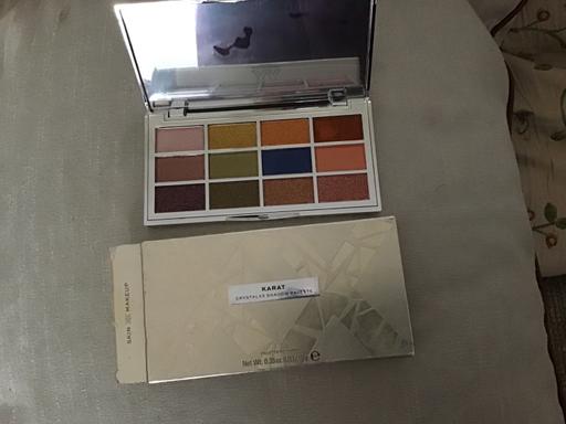 Buy & Sell Essington Wolverhampton - Photos for New eye shadow palette