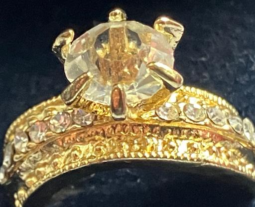 Buy & Sell Yeovil Somerset - Photos for Ladies 18k gold plate c.z ring 2.72ct