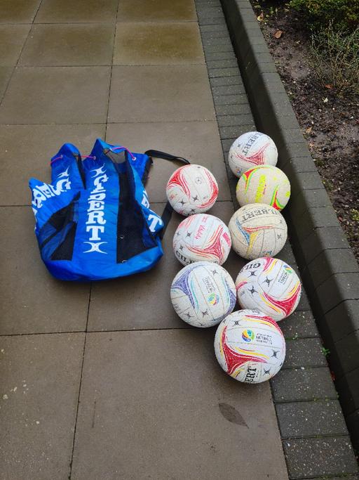 Buy & Sell Halesowen Dudley - Photos for netball training kit with 8x netballs