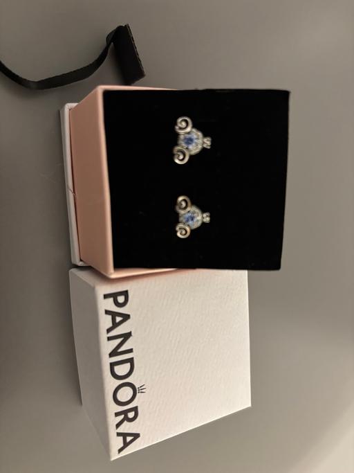 Buy & Sell Wingate County Durham - Photos for Pandora Cinderella carriage earrings
