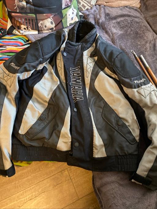 Buy & Sell Tividale Sandwell - Photos for Yamaha Fazer Motorbike Jacket