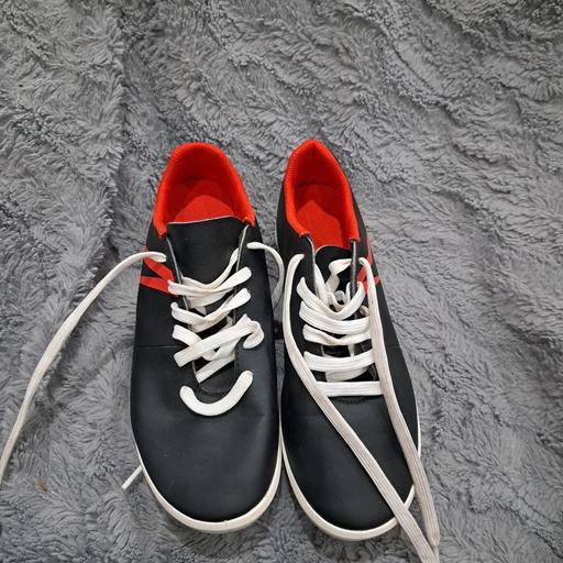 Buy & Sell Four Oaks Birmingham - Photos for Kipsta football boots Size 3