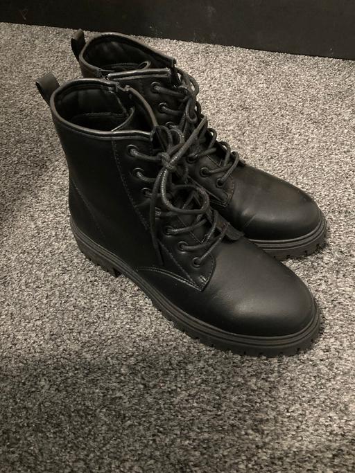 Buy & Sell Trimdon County Durham - Photos for Women’s chunky boots size 6