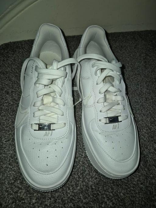 Buy & Sell South Hackney East London - Photos for Nike Air Force platform Women size 5