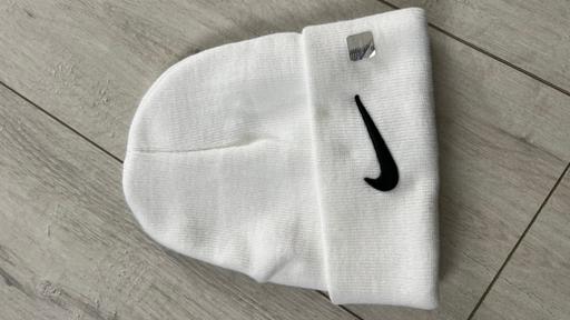 Buy & Sell Leagrave Luton - Photos for White Beanie Hat with Black Swoosh - new