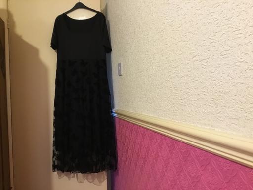 Buy & Sell Woodcross Wolverhampton - Photos for SHEIN Maxi Dress Size OXLSee Second Pic