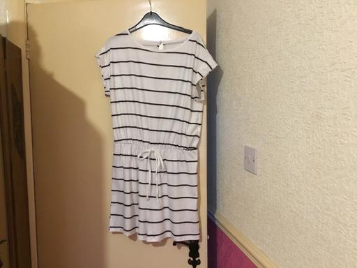 Buy & Sell Woodcross Wolverhampton - Photos for As New Playsuit Size L See Second Pic