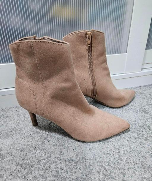 Buy & Sell Runcorn Halton - Photos for Size 5 GEORGE heeled boots