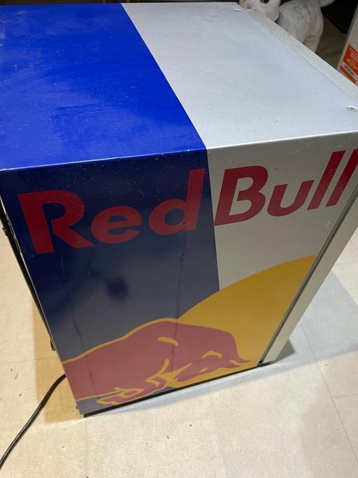 Buy & Sell Droylsden Tameside - Photos for Red bull drinks chiller
