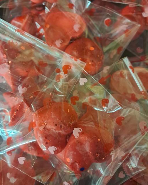 Buy & Sell French Walls Sandwell - Photos for Wax melts