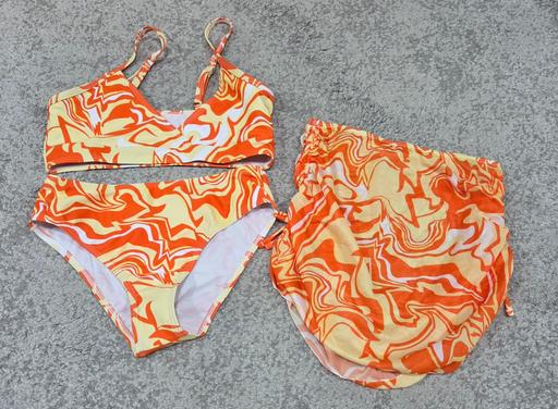 Buy & Sell Halton Brook Halton - Photos for NEW Age 10 SHEIN bikini set