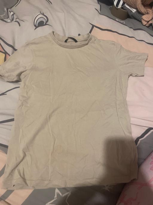 Buy & Sell Shepherd`s Bush West London - Photos for Boys tshirt