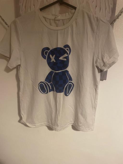 Buy & Sell Shepherd`s Bush West London - Photos for Boys tshirt