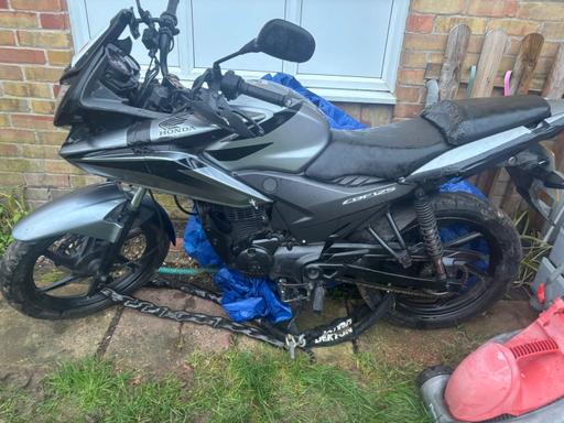 Vehicles Highams Park East London - Photos for Honda CBF 125