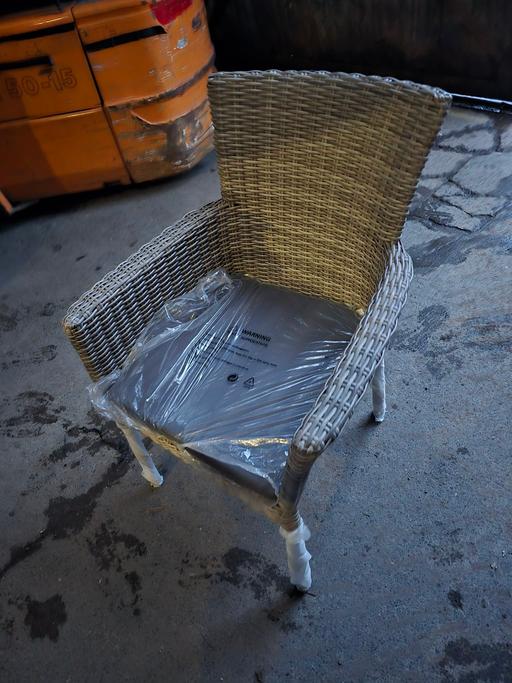 Buy & Sell Hurst Green Dudley - Photos for 6 grey rattan chairs from dobbies