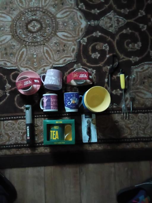 Buy & Sell Blakenhall Wolverhampton - Photos for Bundle of Cup & Saucers +salad bowls