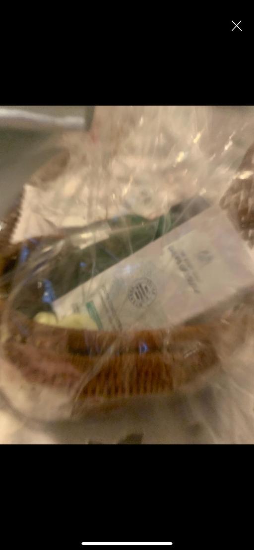 Buy & Sell Edgbaston Birmingham - Photos for Bodyshop drops of youth gift basket