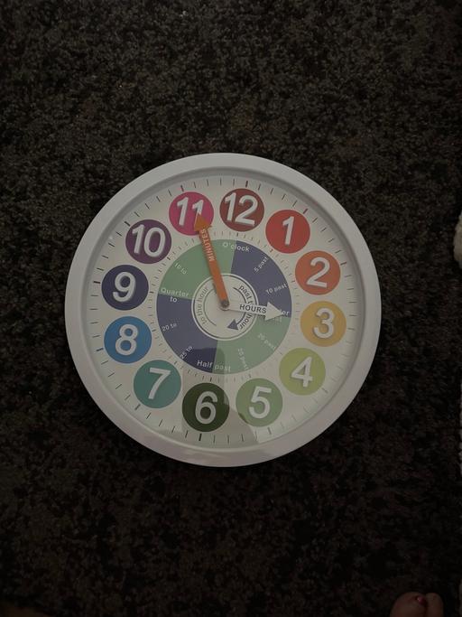 Buy & Sell Millisons Wood Solihull - Photos for Free!!! Clock (children’s teaching clock)