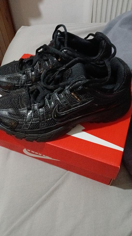 Buy & Sell Plumstead South East London - Photos for Children's Black Nike P-6000 size 13.5