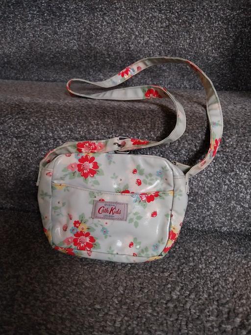 Buy & Sell Essington Wolverhampton - Photos for Cath Kids Cross Body Bag