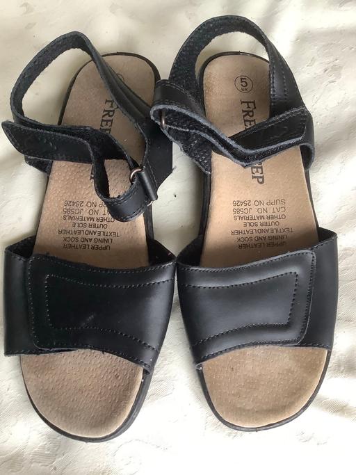 Buy & Sell Grassmoor North East Derbyshire - Photos for Size 5 black sandals