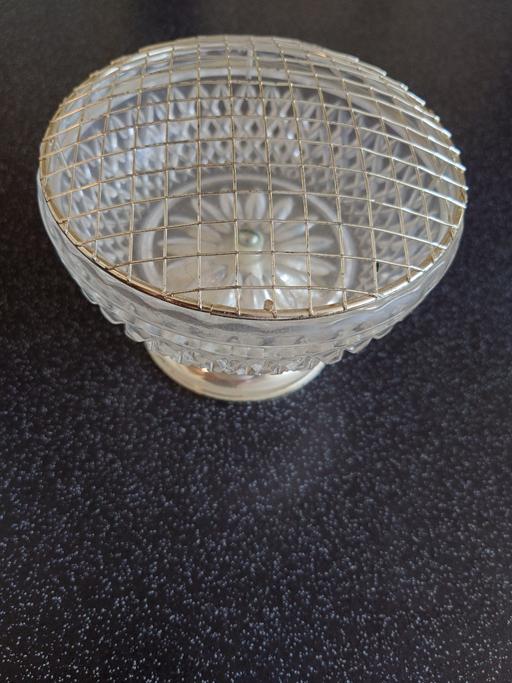 Buy & Sell Woodthorpe Charnwood - Photos for Glass potpourri bowl