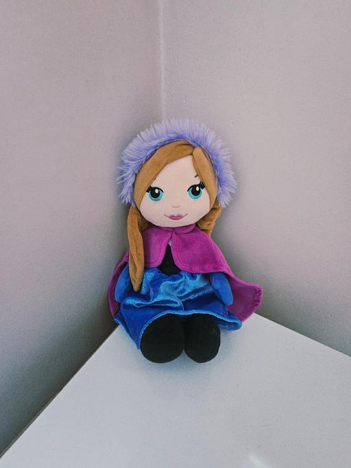 Buy & Sell Newton Doncaster - Photos for Frozen soft body doll