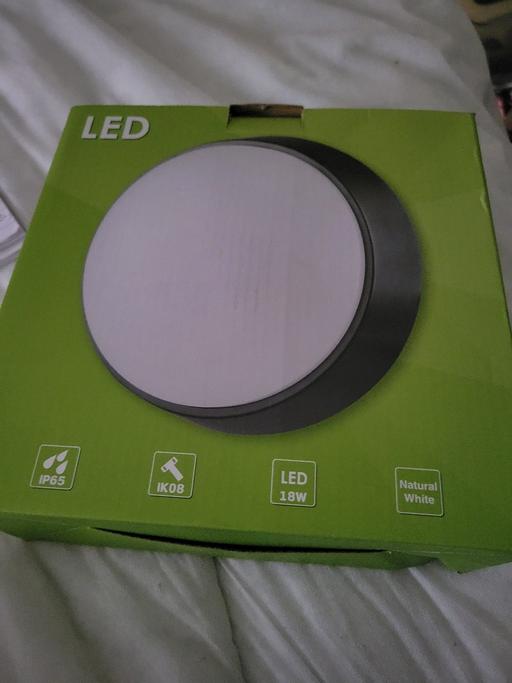 Buy & Sell Beddington Sutton - Photos for Bathroom Black Light